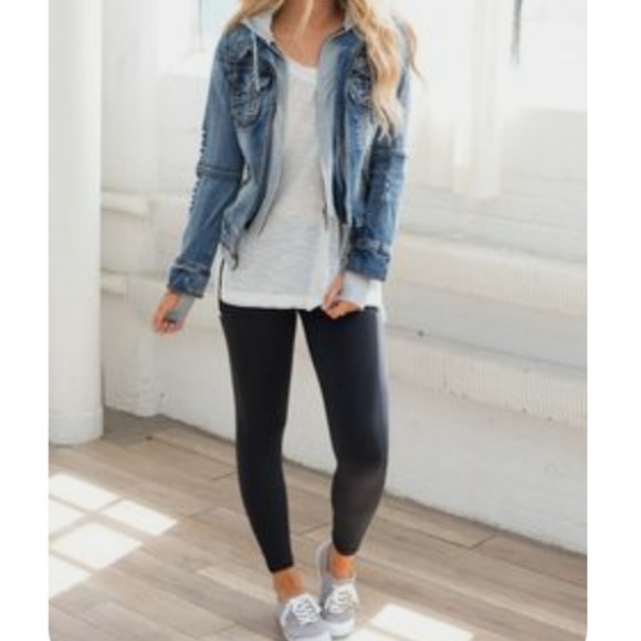 AEROSOLES Fleece Lined Leggings - Picture 4 of 8